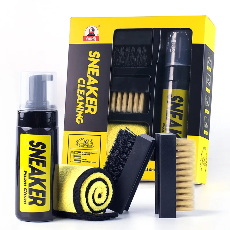 Sneaker Care Foam - Bezwodny piankowy środek do czyszczenia tenisówek